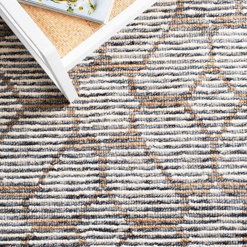 Natural Fiber NF218 Hand Woven Area Rug  - Safavieh