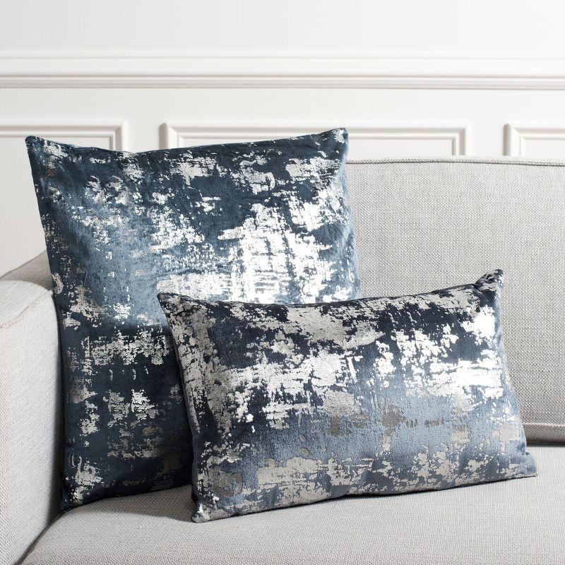 Edmee Metallic Pillow - Safavieh