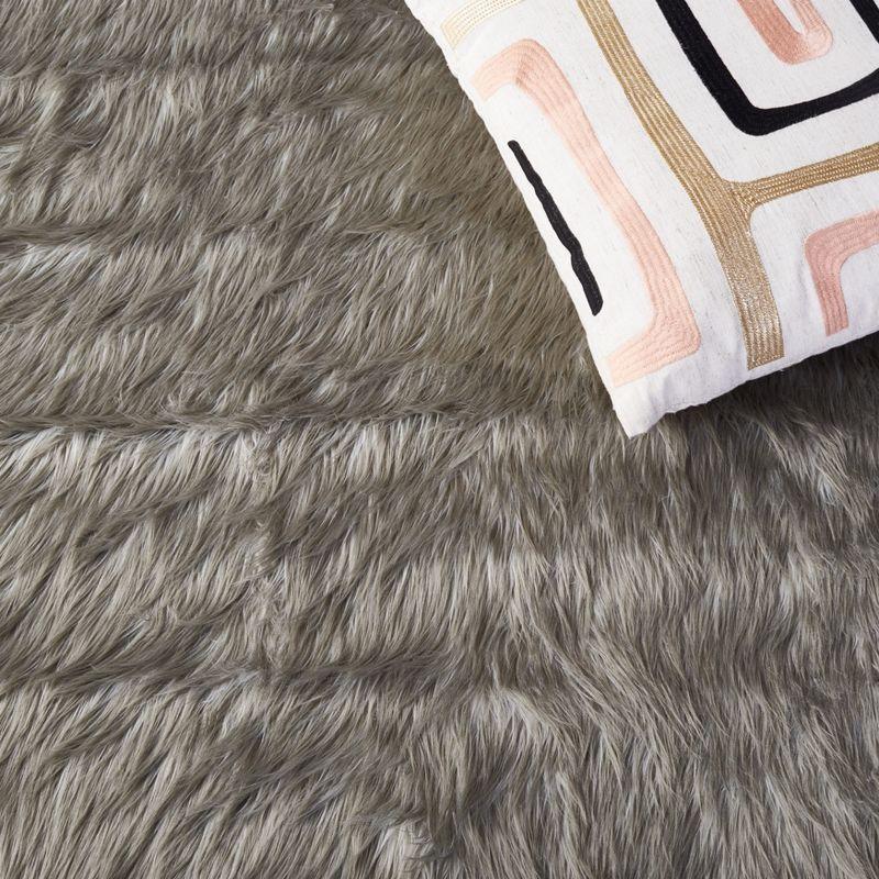 Faux Sheep Skin FSS118 Power Loomed Area Rug  - Safavieh