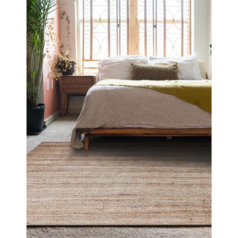 Handmade Rectangular Brown Braided Jute Indoor Rug