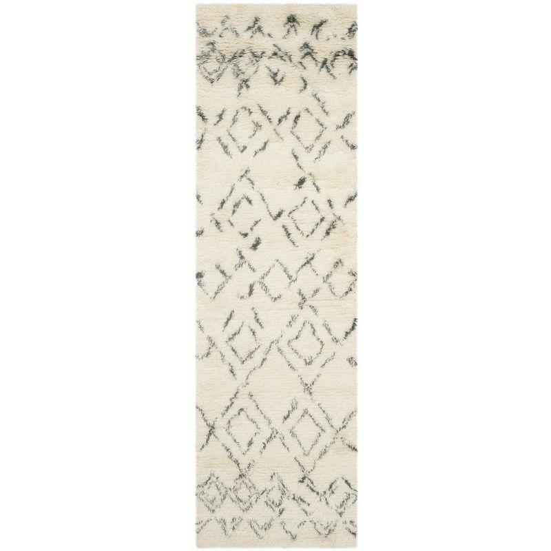 Casablanca CSB845 Hand Tufted Area Rug  - Safavieh