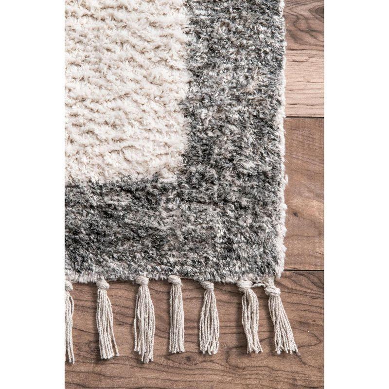 Nuloom Hand Loomed Rosa Tassel Indoor Area Rug, 5' x 8', Ivory