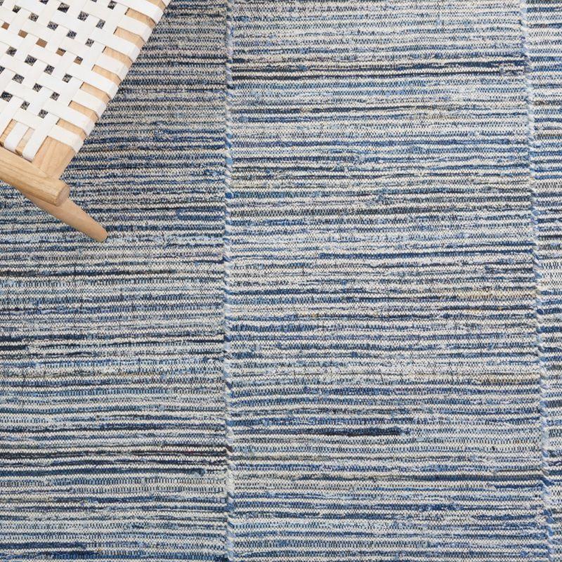 Kilim KLM310 Hand Woven Area Rug - Blue/Ivory - 4'x6' - Safavieh.