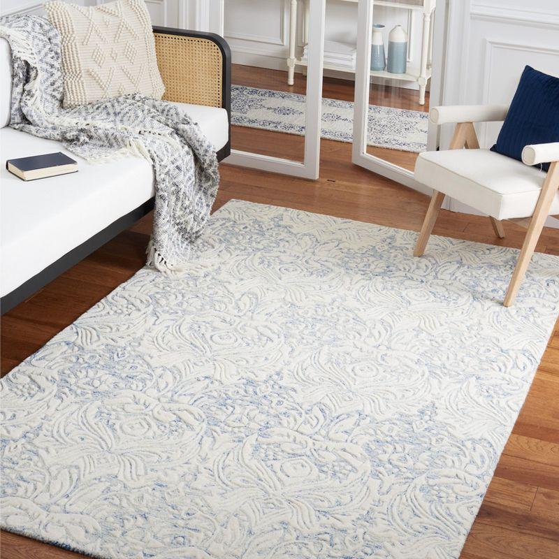 Hand-Tufted Floral Elegance Wool Area Rug - 4' x 6' Blue