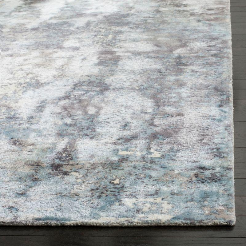 Mirage MIR724 Hand Loomed Indoor Area Rug - Ivory/Blue - 6'x9' - Safavieh.