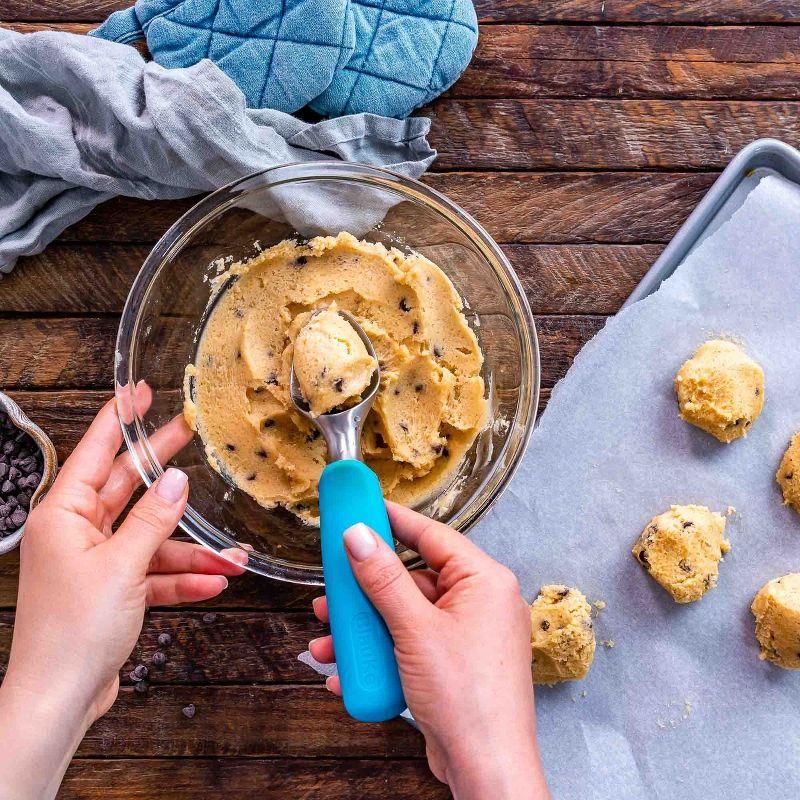 Small Stainless Steel Ice Cream Scoop with Non-Slip Grip