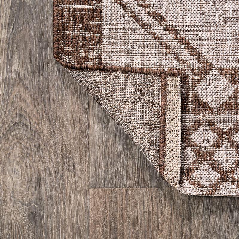 4'x6' Marokko Diamond  Medallion Indoor/Outdoor Area Rug, Beige/Brown - JONATHAN Y