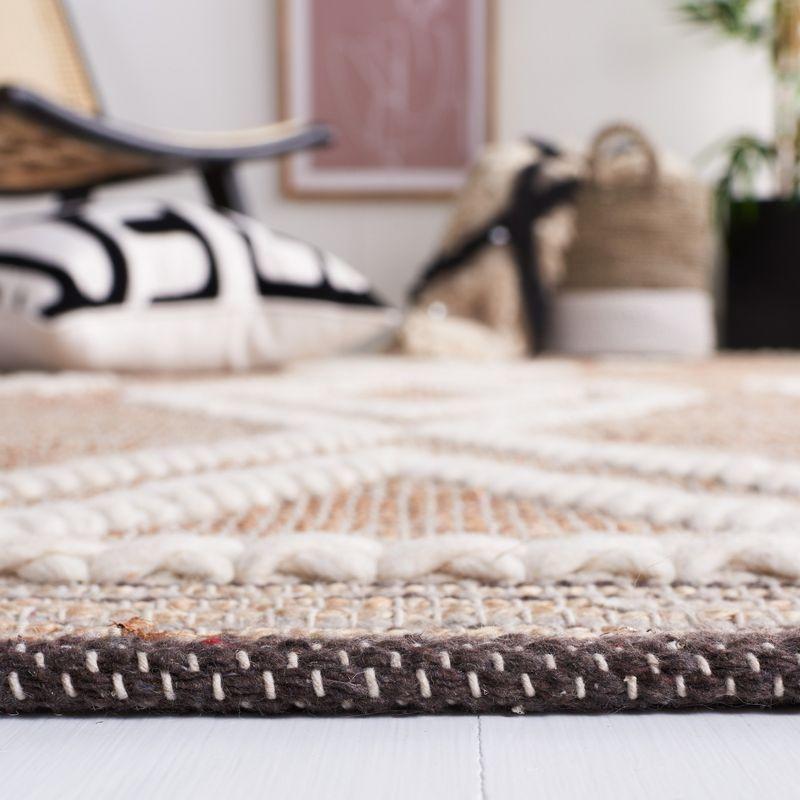 Natural Fiber NFB376 Flat Weave Indoor Area Rug - Natural/Ivory - 4'x6' - Safavieh