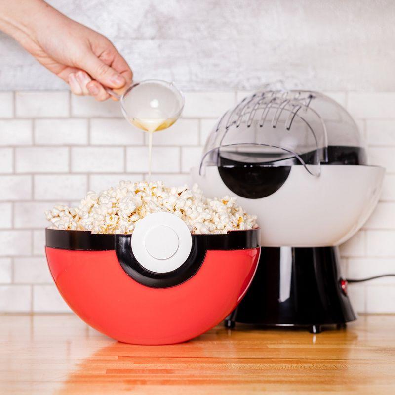 Uncanny Brands Pokmon Pokeball Popcorn Maker