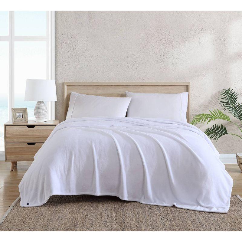 Tommy Bahama Solid Ultra Soft Plush Reversible Blanket