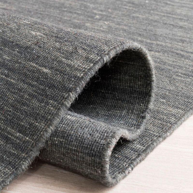 Kilim KLM850 Hand Loomed Accent Rug - Charcoal/Grey - 3'x5' - Safavieh
