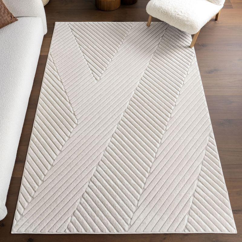 Ivory Geometric High-Low Indoor/Outdoor Area Rug