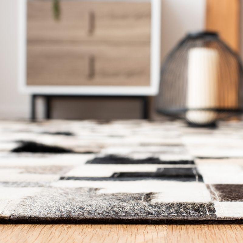 Studio Leather STL172 Hand Woven Area Rug - Ivory/Black - 3'x5' - Safavieh.