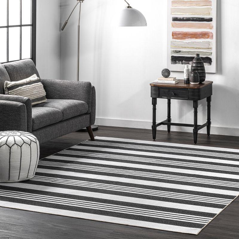 Sleek Striped Synthetic 3' x 5' Gray Rectangular Rug