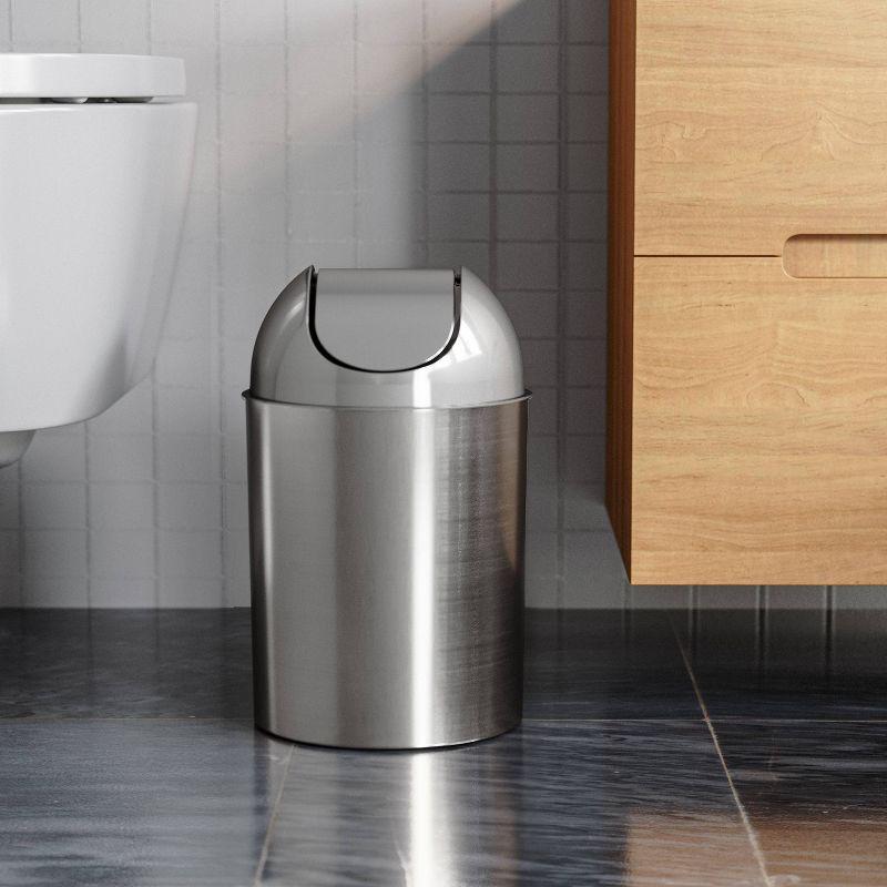 Umbra Mezzo Indoor Trash Can