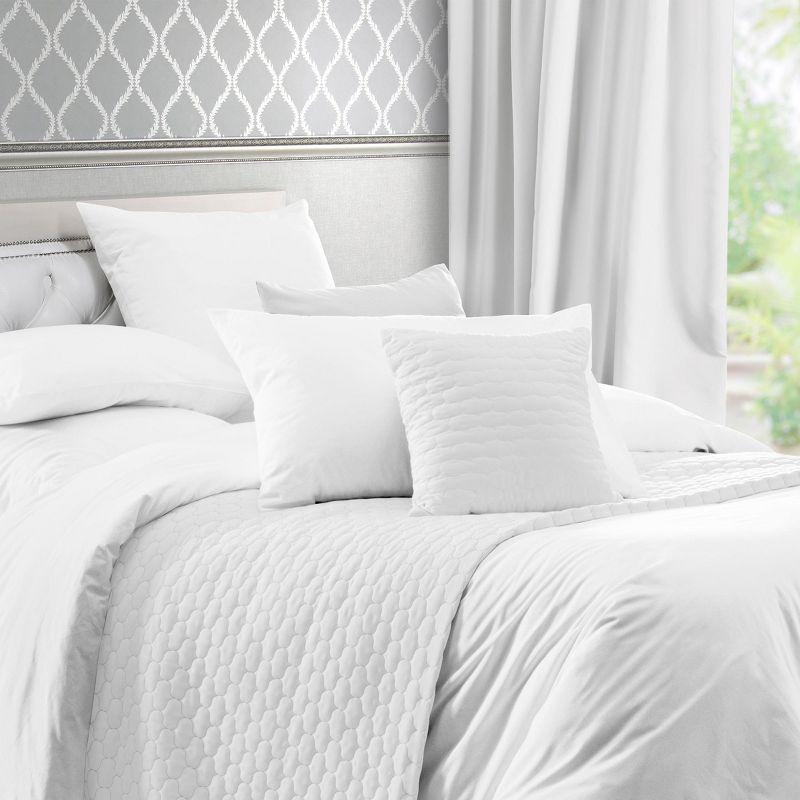 King Size White Cotton Sateen Duvet Cover with Button Closure