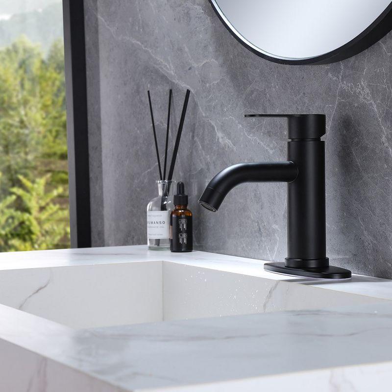 Single-Hole Single-handle Bathroom Faucet