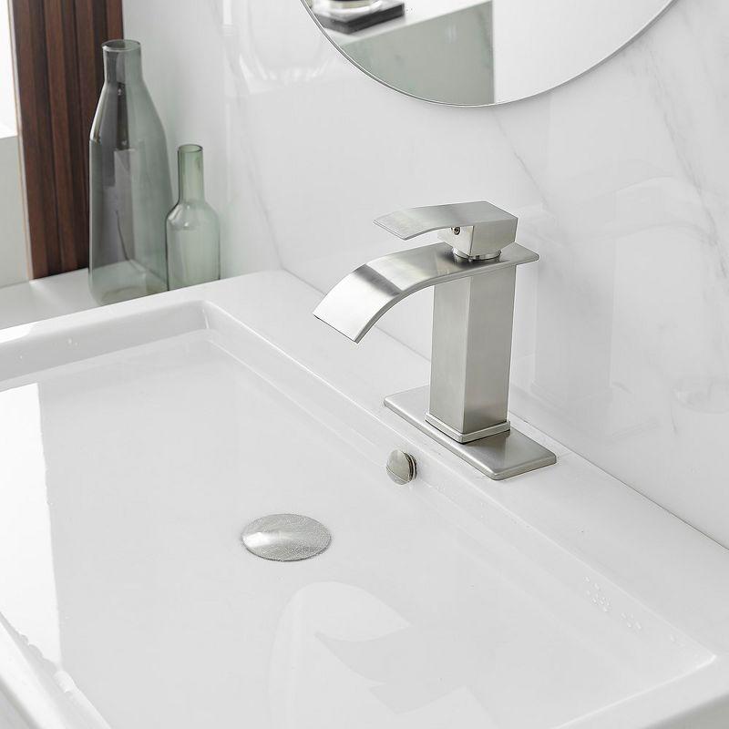 Single-Hole Single-handle Bathroom Faucet