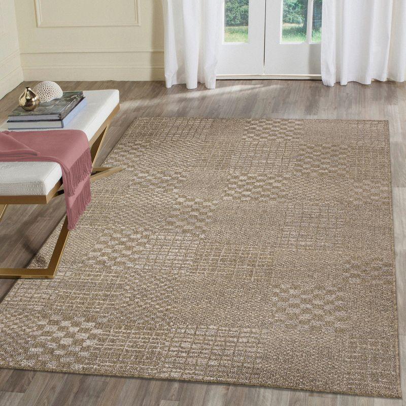 Liora Manne Orly Patchwork Indoor/Outdoor Rug Natural 5'3" x 7'3"