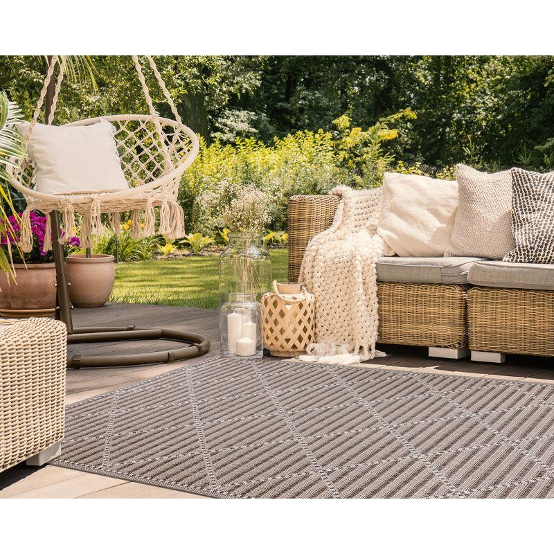 Liora Manne Malibu  Indoor/Outdoor Rug  Neutral..