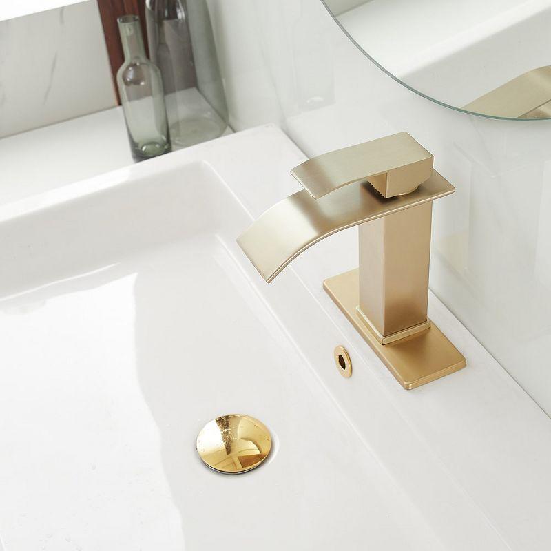 Single-Hole Single-handle Bathroom Faucet