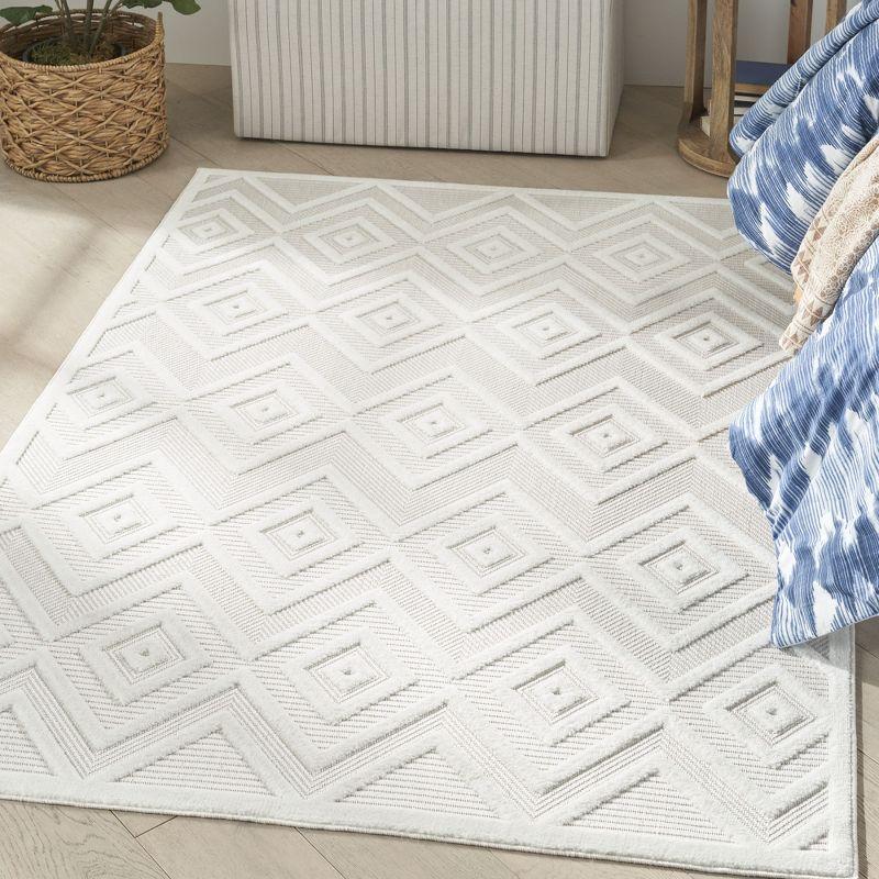 Nourison Versatile Diamond Geometric Flatweave Indoor Outdoor Area Rug Ivory/White 6' x 9'