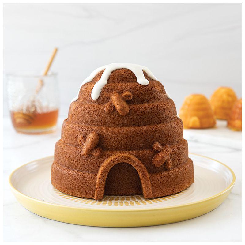 Nordic Ware Beehive Cake Pan