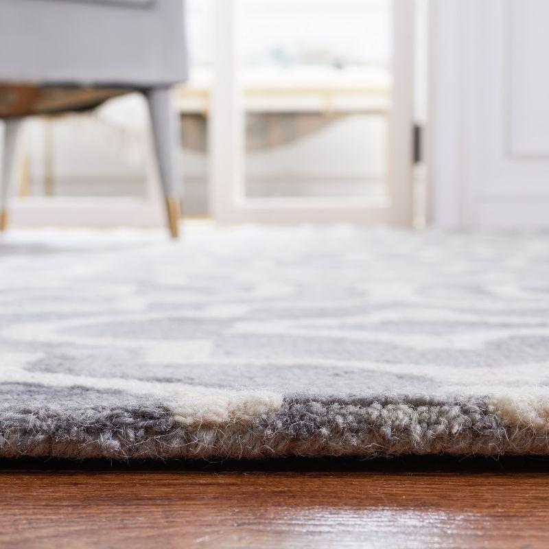 Dip Dye DDY538 Hand Tufted Indoor Accent Rug - Grey/Ivory - 2'x3' - Safavieh