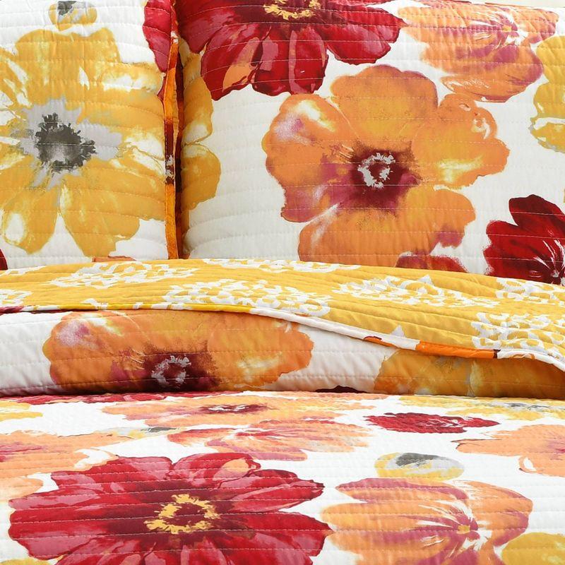 Full Red and Orange Reversible Microfiber Quilt Set