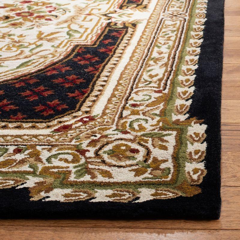 Classic CL755 Hand Tufted Accent Rug Black 3' X 5' - Safavieh.