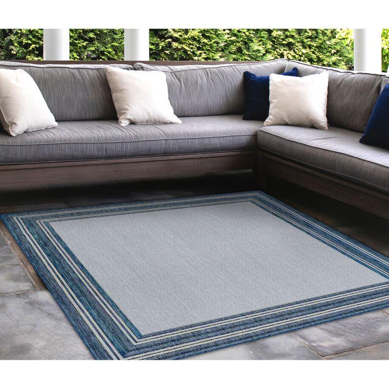 Liora Manne Carmel  Indoor/Outdoor Rug  Navy..