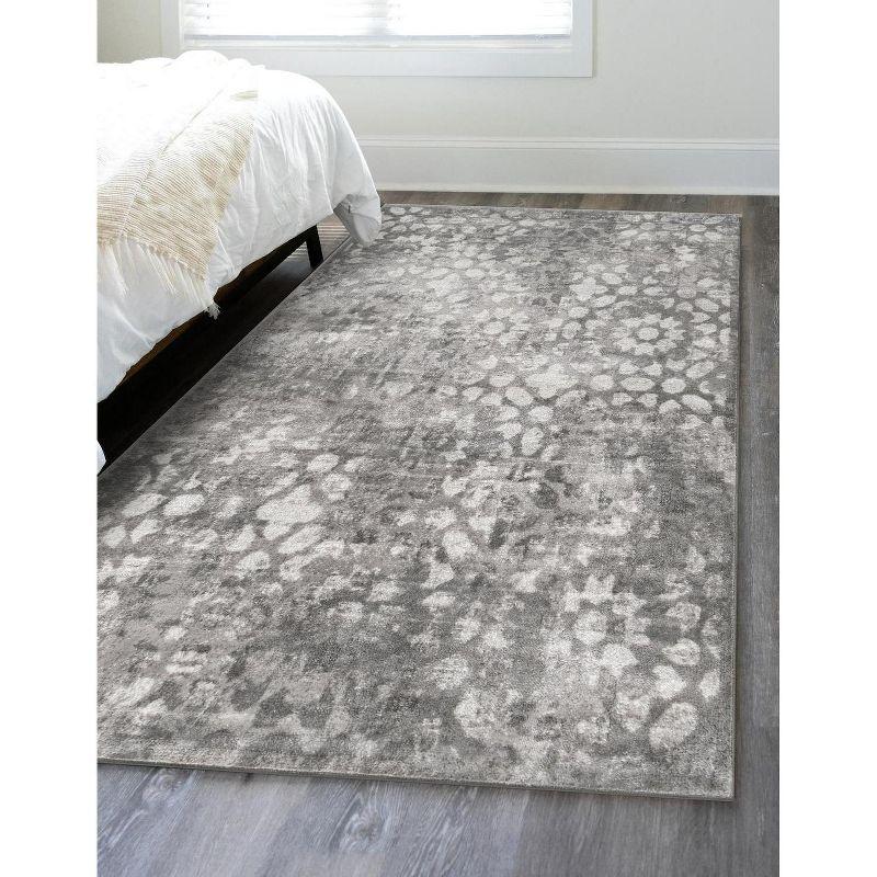 Larvotto Sofia 6'1" x 9' Reversible Gray Indoor Area Rug