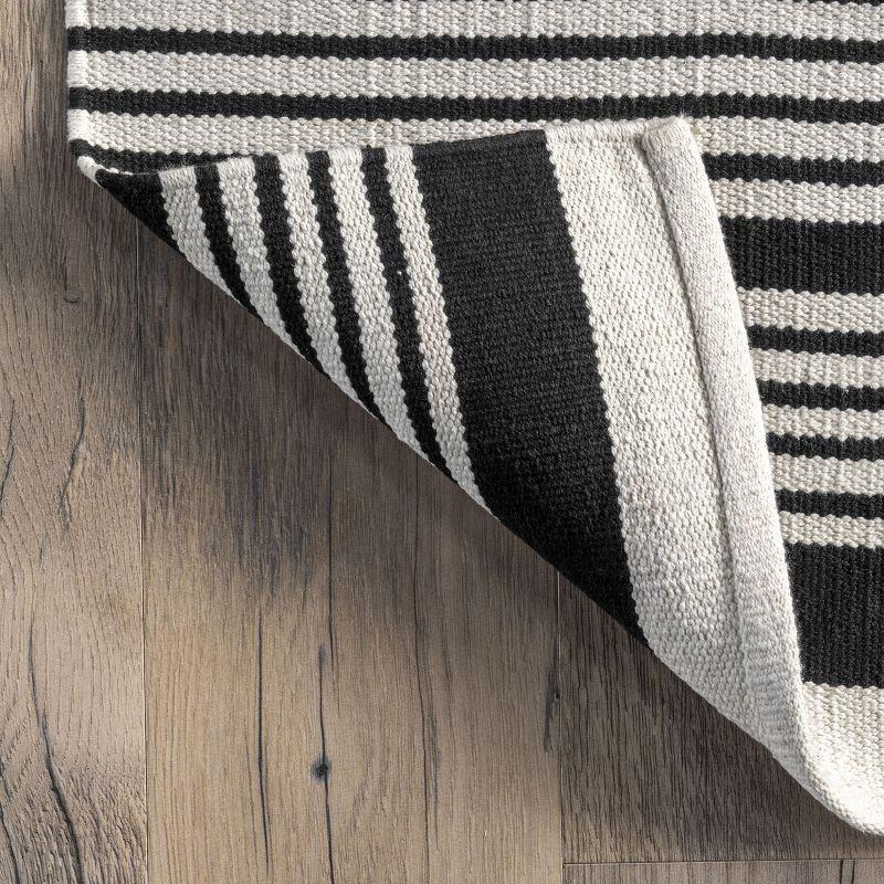 Black and White Striped Cotton Flatweave 8' x 10' Rug