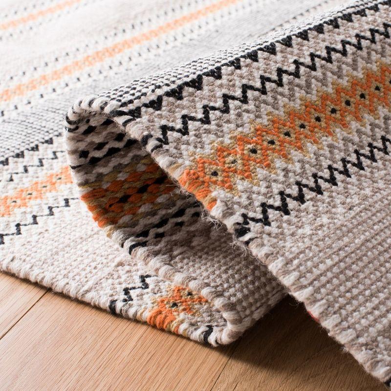 Montauk MTK536 Hand Woven Area Rug - Orange/Beige - 6'x9' - Safavieh.