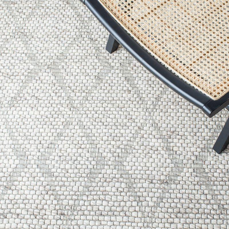 Marbella MRB551 Power Loomed Area Rug - Beige - 4'x6' - Safavieh.
