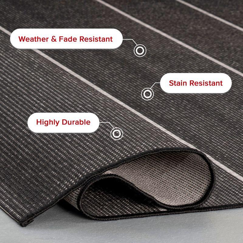 Nuloom Alaina Striped 5x8 Indoor/Outdoor Area Rug for Living Room Patio Deck Front Porch Kitchen, Black/Ivory