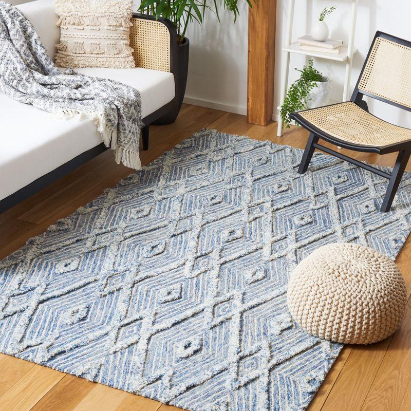 Handmade Luxe Blue Wool 4'x6' Tufted Non-Slip Area Rug