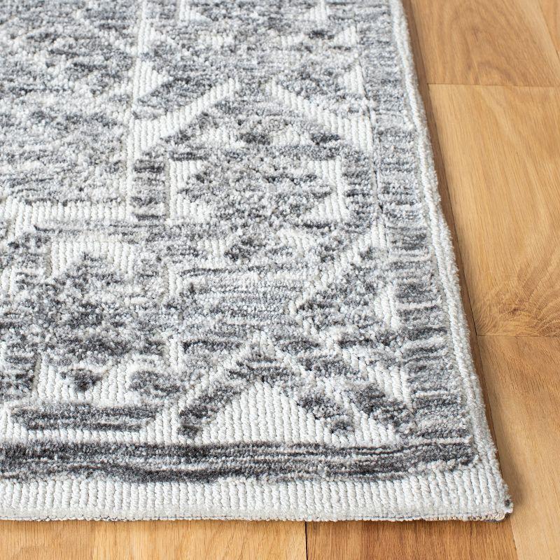 Hand-Tufted Americana Wool Blend 6' x 9' Area Rug in Gray