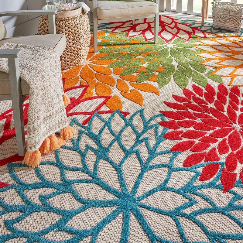 Nourison Aloha Floral 7' x 10' Green Tropical Indoor/Outdoor Area Rug