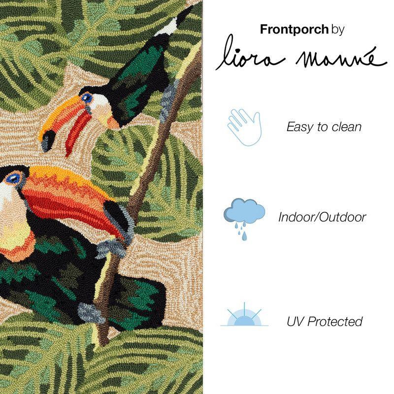 Liora Manne Frontporch Two Cute Toucans Indoor/Outdoor Rug Neutral 2' x 3'