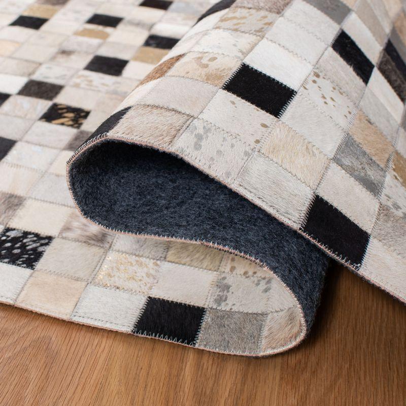 Studio Leather STL810 Hand Woven Runner Rug - Ivory/Black - 2'3"x7' - Safavieh.