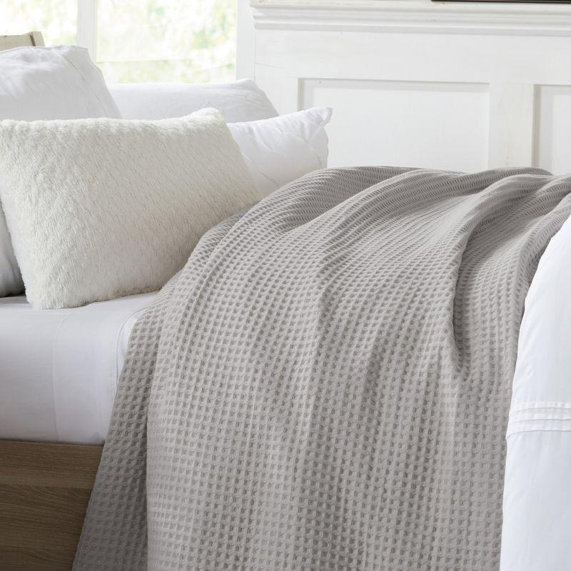 Market & Place 100% Cotton Waffle Weave Bed Blanket Full/Queen Light Grey