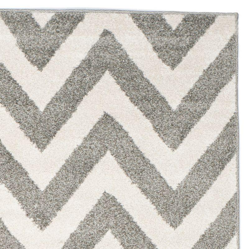 Amherst AMT419 Power Loomed Indoor Accent Rug - Dark Grey/Beige - 2'6"x4' - Safavieh