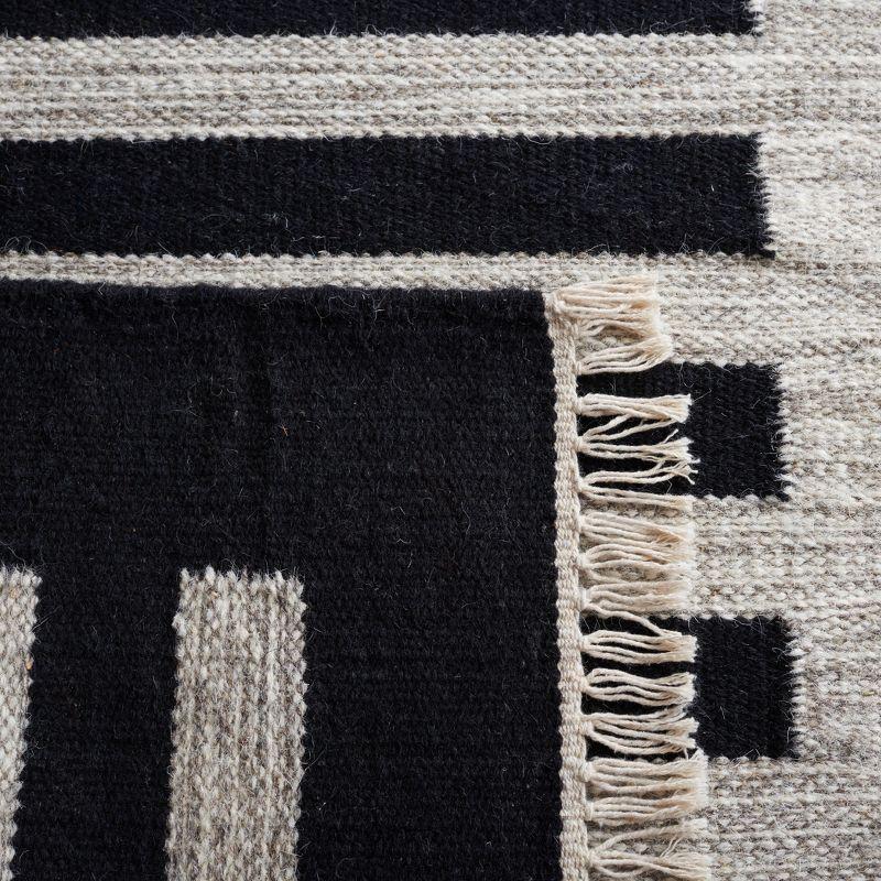 Striped Kilim STK806 Hand Woven Area Rug  - Safavieh