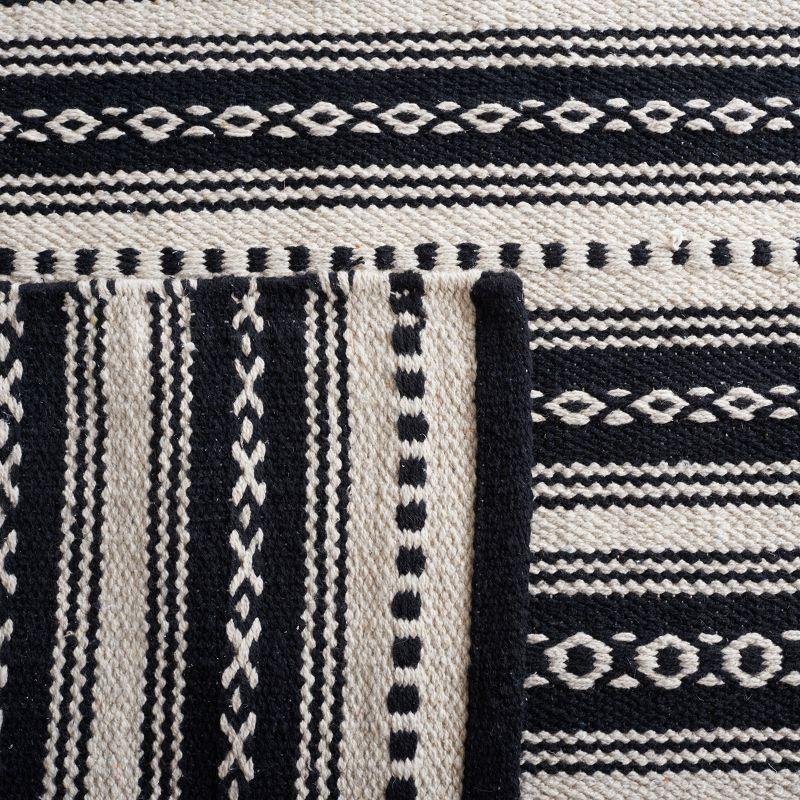 Montauk MTK726 Hand Woven, Flat Weave Indoor Area Rug - Black/Ivory - 6'x9' - Safavieh