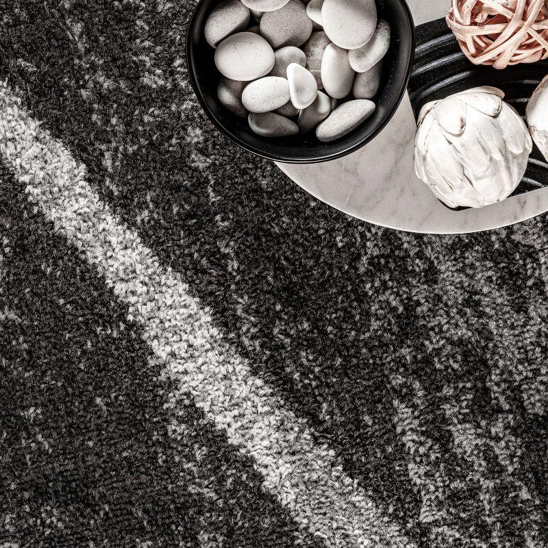 Nuloom 2x3 Thigpen Contemporary Indoor Area Rug, Charcoal, Abstract Lines, Non-Slip Backing, Stain Resistant, Bedroom Living Room, Kitchen