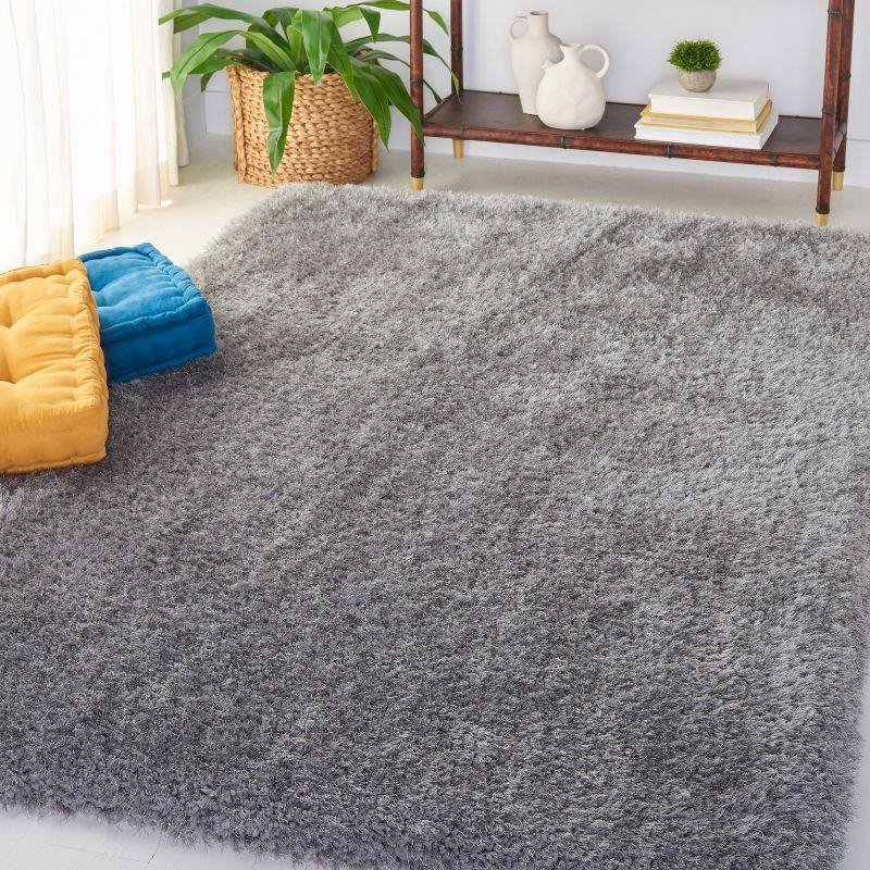 Gray Handmade Tufted Shag 5' x 8' Area Rug