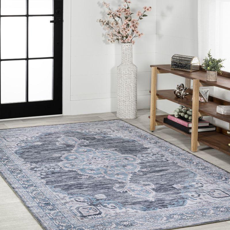 Wincer Chenille Cottage Medallion Machine-Washable Gray/Blue/White 3 ft. x 5 ft. Area Rug - JONATHAN Y