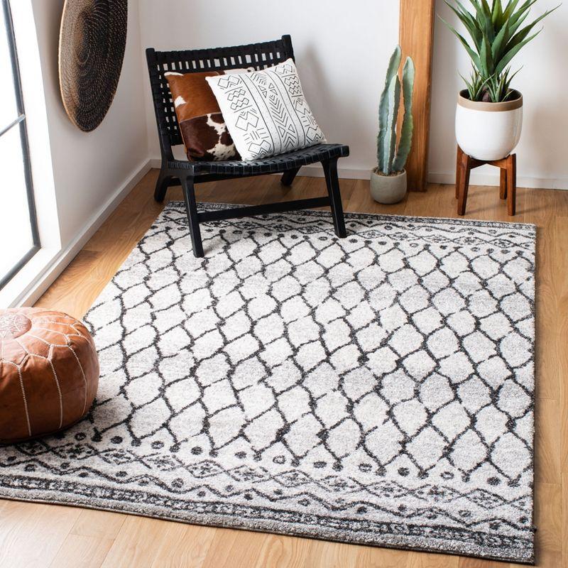 Tunisia Black and Ivory Geometric 8' x 10' Area Rug