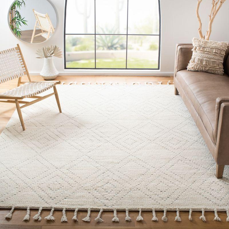 Casablanca CSB676 Hand Loomed Area Rug  - Safavieh